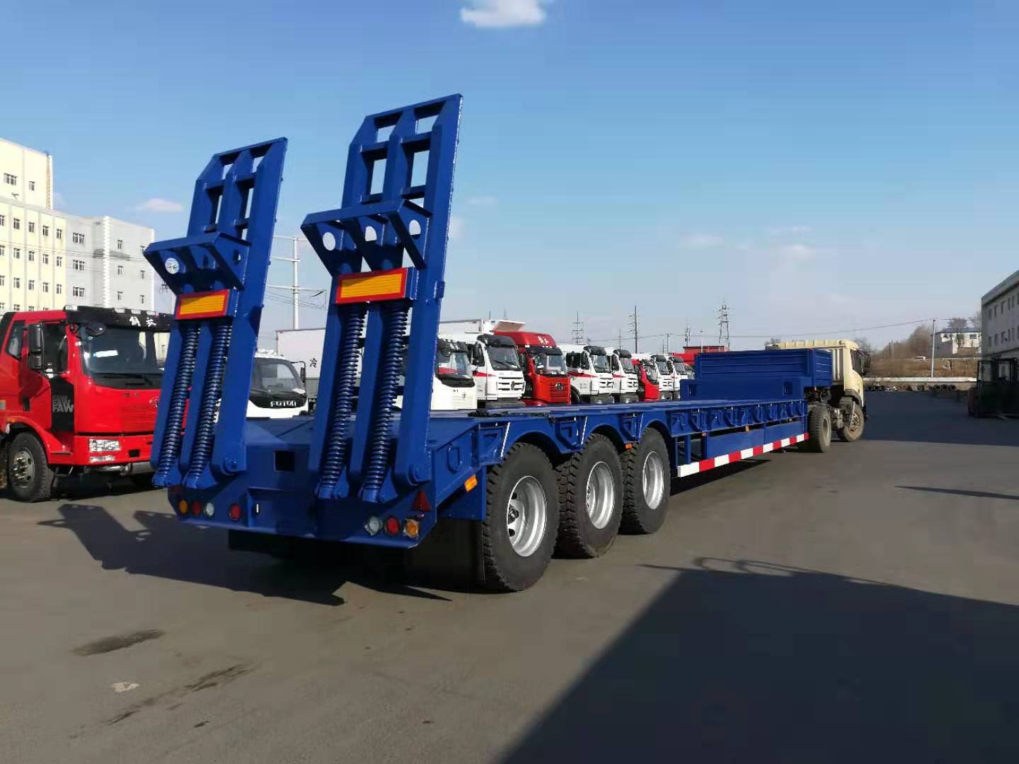 多功能半掛車 (2).jpg